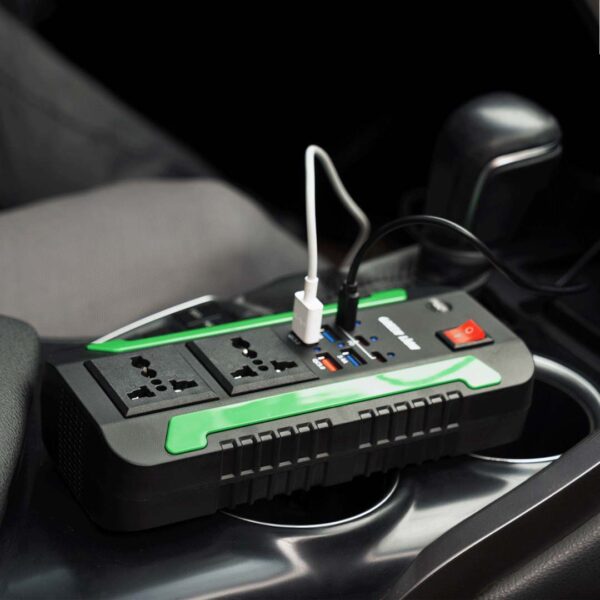 ⁦محول طاقة Green Lion Spark 300 Power Inverter⁩ - الصورة ⁦4⁩